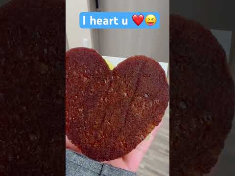 Castella heart shape ❤️❤️ the sweet taste of Japanese history 😍 #shorts