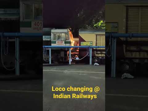 Loco changing for a super fast express train @Palakkad, Indian Railways