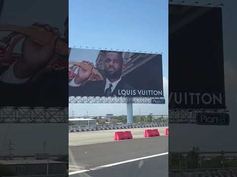 Lebron In Bangkok #thailand #travel #lv #lebron