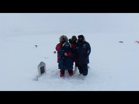 In the tomb of a seafaring from the mythical Franklin's expedition - Nanoq 2007 expedition