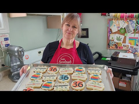 Retirement Cookies with the Freedom to Create Something Beautiful