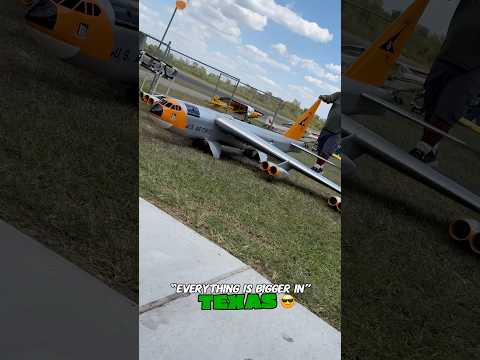 These RC Airplanes at Bomber Field are INCREDIBLE👌🏼