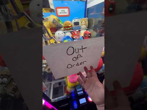 Claw Machine Out Of Order 😧 #shorts #clawmachine #arcade #fnaf #sonic #shinsonic