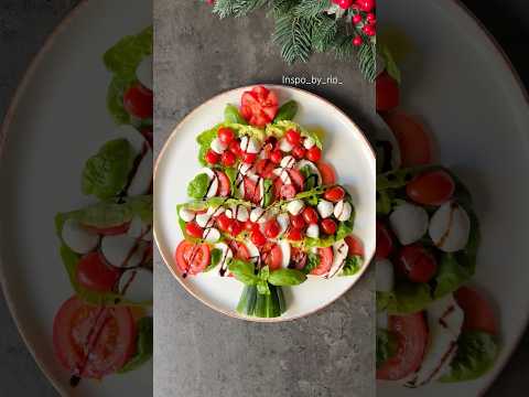 Delicious Christmas tree Caprese salad recipe for Christmas 🎄 Christmas food Ideas ✨