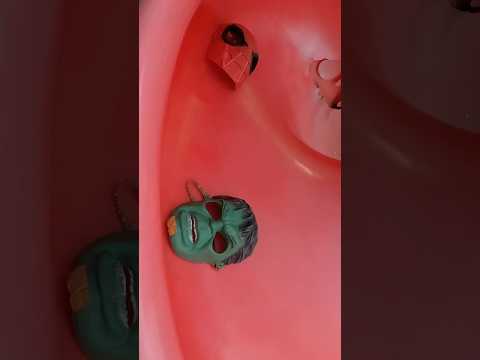 Spiderman vs hulksmash mask sliding challenge race #spidermanandhisamazingfriends