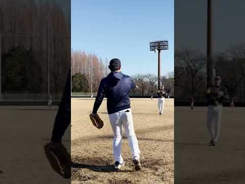 元プロ野球選手のキャッチボール #shorts #ひちょりズム