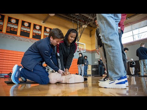 Med students teach hands-only CPR to Worcester high schoolers