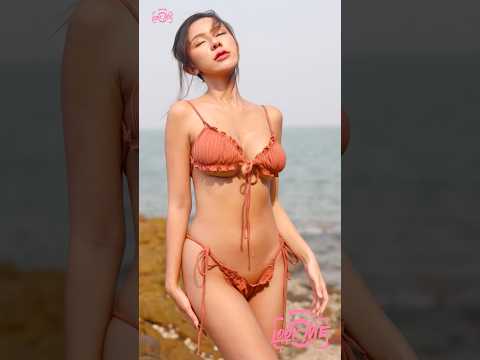 Loomme swimwear model Jijah  #4klookbookmodel #lookbook #verticallookbook #swimsuit