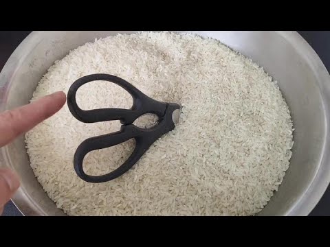 Inserting scissors into rice is really amazing. It can save hundreds of dollars a year. I will try