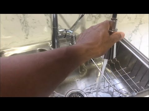 #124 - E o trabalho não para... Instalação da água na Pia de cozinha