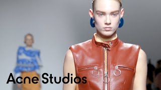 Acne Studios Women's Fall/Winter 2014 Show