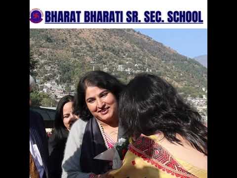 Welcoming the Chief Guest. DC Kullu Ms Torul S Ravish #bharatbharati #parentsday