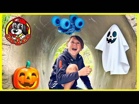 MONSTER TRUCKS PLAY AT THE PARK 🎃 GRAVE DIGGER'S HAUNTED HALLOWEEN PLAYGROUND