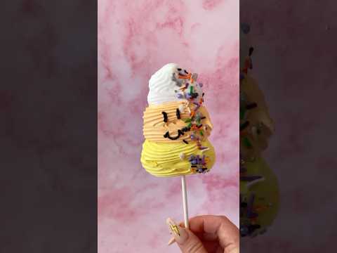 Meringue Candy Corn Pop