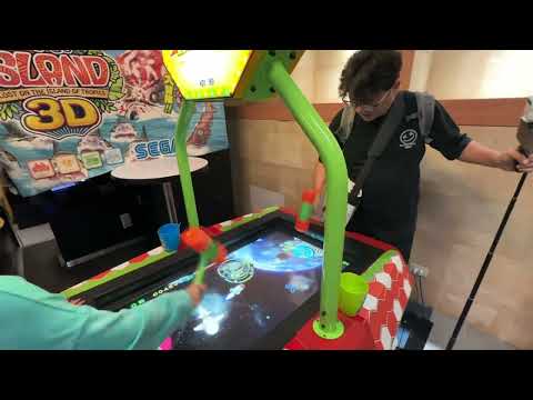 比賽 鐵錘，e7play 玩具開箱一起玩玩具Sunny Yummy Kids TOYs