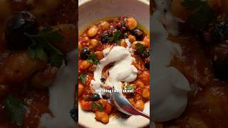 One Pot Butter Bean Puttanesca | SO VEGAN #veganfood #shorts #veganrecipes #recipes