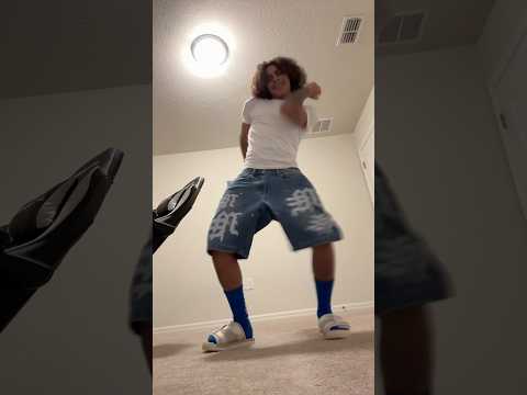 ( VIA TIKTOK )🕺🏾😂