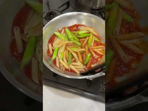 生ハムとアスパラガスのアラビアータ, Arrabbiata with Prosciutto Crudo and Asparagus