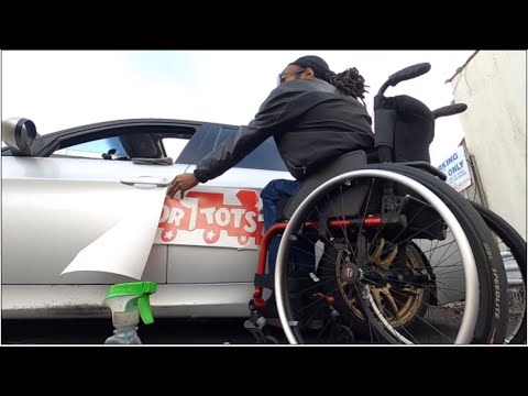 Toys For Tots Pt 2 - Decorating Cars For The Toy Drive E90