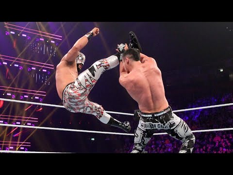 WWE: Spinning Heel Kick