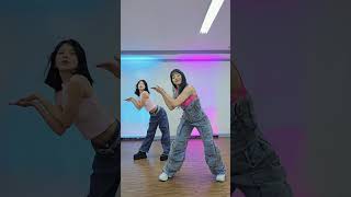 KATSEYE - "Debut" dance cover with KAIA Charlotte 🤩 @KAIAOfficialPH #Katseye #KAIA #Debut #shorts