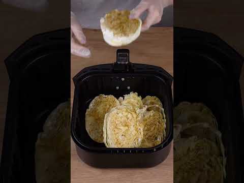 Add the cabbage to the Air Fryer and the result will surprise you