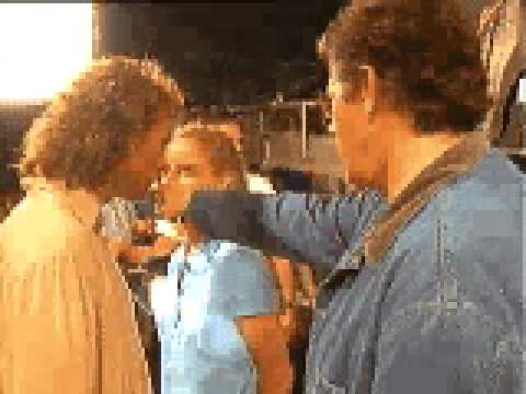 Robert Zemeckis discusses blocking with Matthew McConaughey while Jodie Foster goofs off