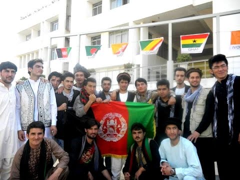 Afghan tigers in Bangalore,India with... shier of Abo Aabid.محصلین افغانستان مقیم در بنګلور هندوستان