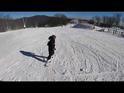 finn snowboarding at Wintergreen Resort December 2022