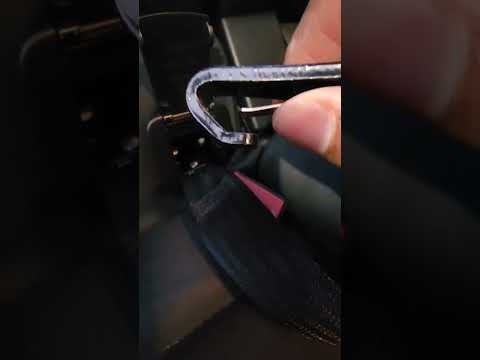 How to attach and remove a child seat latch off the anchor