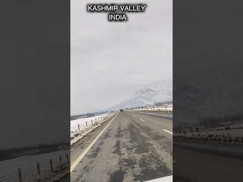 Kashmir valley india ✨ best view 💥 travelling to srinagar #shorts #osmanuploads