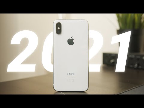 iPhone X: A 2021 review!