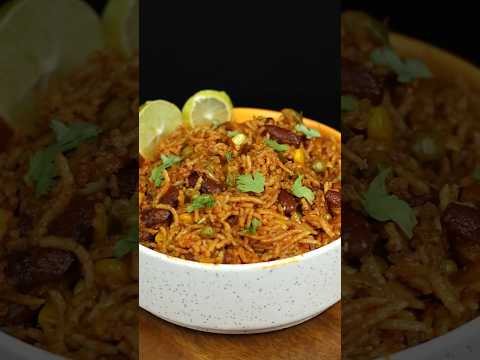 Mexican Rice 😋 #shorts #mexicanrice #ricerecipe #viral #asmr #asmrrecipe