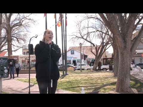 Road To Stardom: Japanese Singer Minami’s Street Performance in New Mexico