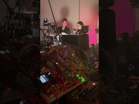 Floating Points BTS live show rehearsal 🎛️