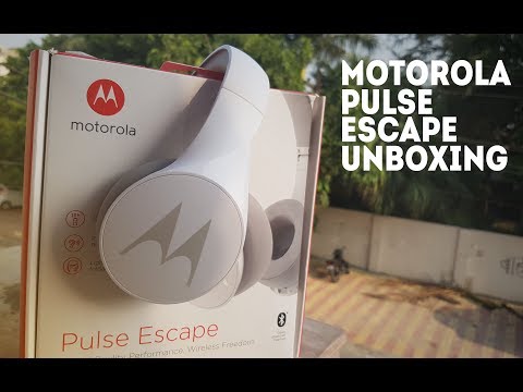 Motorola Pulse Escape Headphones Unboxing & Review | Hindi