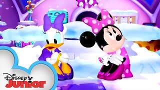 Minnie's Bow Toons | Weather or Not ❄️ | @disneyjr