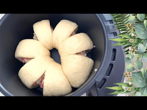 【CC】Making Sausage Bread😋 using AIR FRYER | Air Fryer can also make such delicious bread❗️