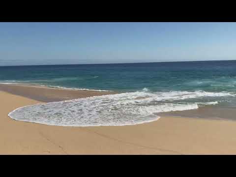 Colliding Cabo Waves