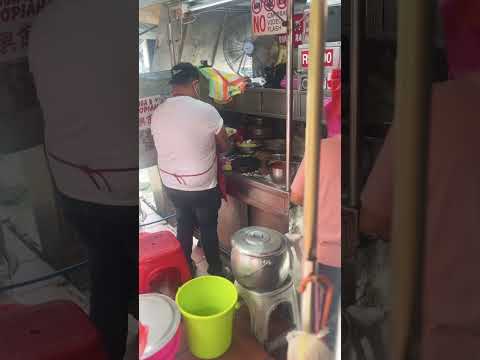 bunga raya popiah，滿滿豬油，2023年賣rm6.00！