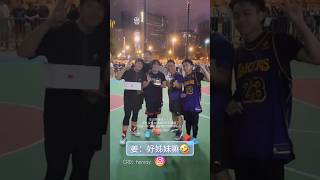 男人的浪漫，無忘初心⛹️🏻⛹️🏻‍♂️🤜🏻🤛🏻｜姜濤IG開心分享好友占士同一班新朋友在籃球場(他最放鬆自在的樂土)上為他慶生片段，並用文字抒發心情🏀🎂🍾🎉開心尷尬壽星仔卡通聲勁可愛🥰😂