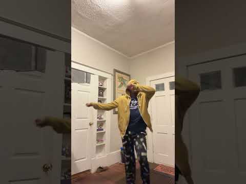 Yall like the pants??😩#viralvideo #dance #explore #memes #thefamousgang #subscribemychannel #fyp