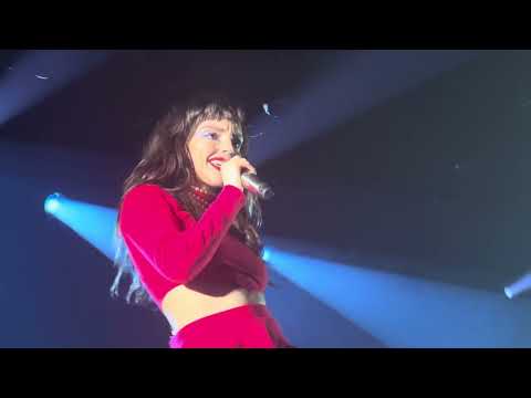 Lauren Mayberry - Crocodile Tears (Boston 9-12-23)