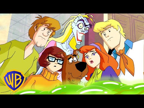 Scooby-Doo! Mystery Incorporated en Latino | Escuela demoníaca 🧟📚 | @WBKidsLatino