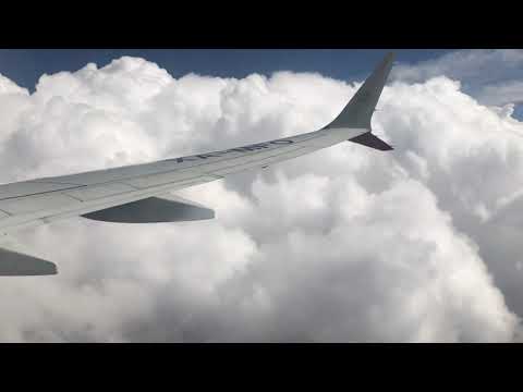 Boeing 737 MAX 9 landing at Mexico City International Airport (MEX)