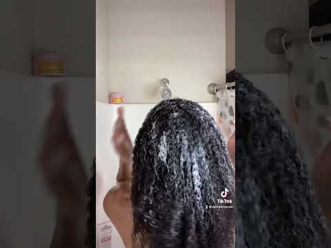 #curls #curlyhair #curlyhairstyle #curlyhairtutorial #tutorial #washday #curltransformation