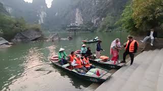 Kayaking in Trang An, Ninh Binh, Vietnam #TrangAn #NinhBinh