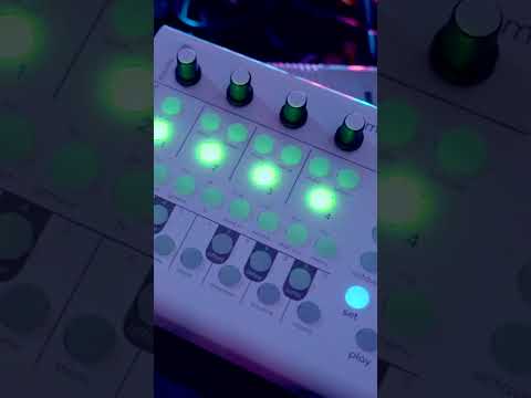 Dirtywave M8 + Midicake ARP. Heavy AF #shorts