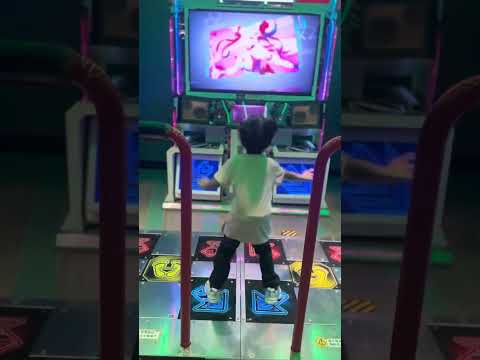 dancing to miley cyrus-flowers song inside a playzone in bangladesh|toggi fun world bashundhara city