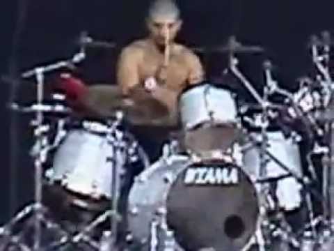 System Of A Down - Live at Ozzfest UK on May 25, 2002